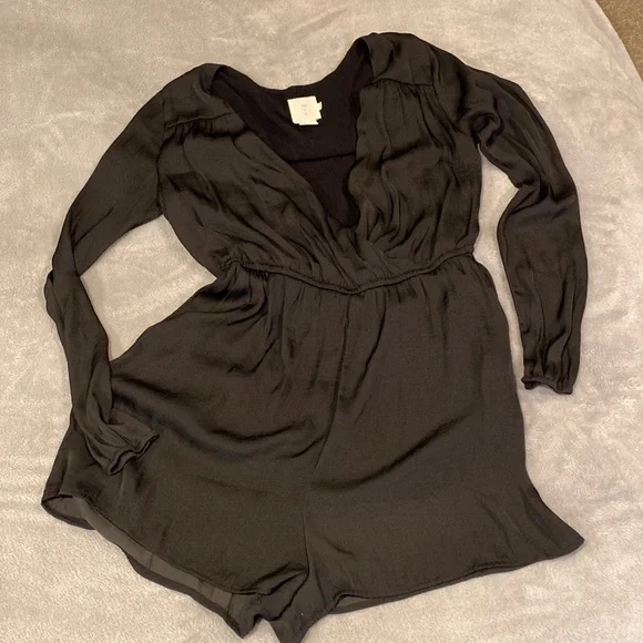 Urban Outfitters Alice UO demy long sleeve romper - Picture 2 of 6
